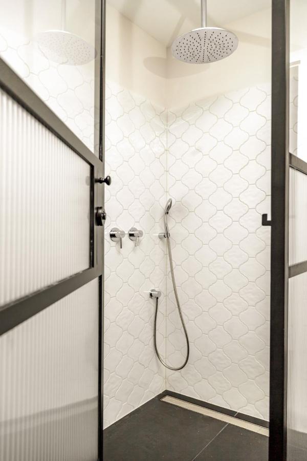 Hotel Eye Luxury Suites 3*