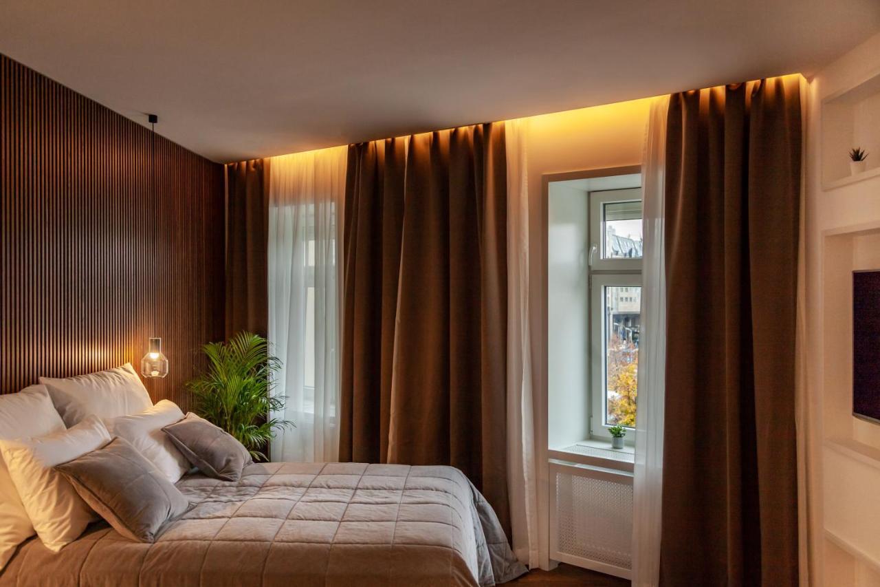 Hotel Eye Luxury Suites